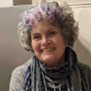 Meet your Posher, Delphine